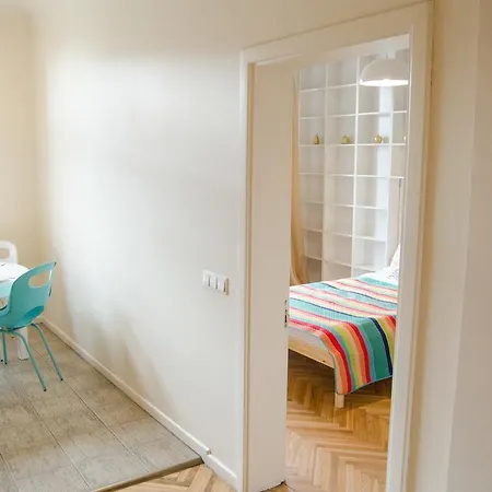 Apartment, Old Town, River View With Parking